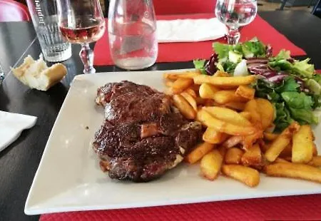 Le 438